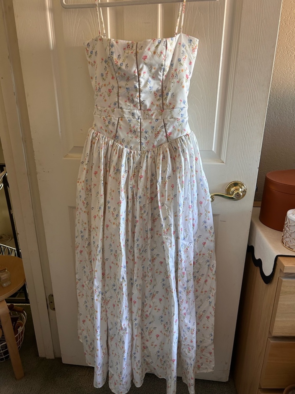House of CB Ysabella White Posy Print Cotton Maxi Sundress - Picture 4 of 5